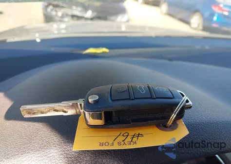 2010 Audi Q7 4.2 Prestige z USA, uszkodzony, nr VIN WA1DVAFE4AD000471